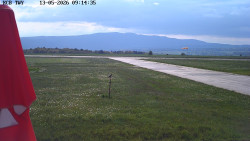 Pojezdová dráha, Runway