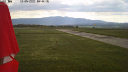 Pojezdová dráha, Runway
