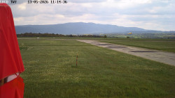 Pojezdová dráha, Runway