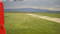 Pojezdová dráha, Runway
