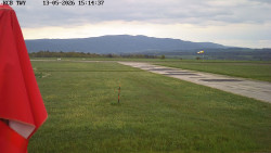 Pojezdová dráha, Runway