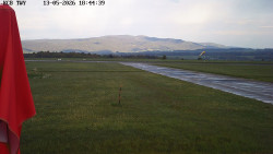 Pojezdová dráha, Runway