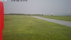 Pojezdová dráha, Runway