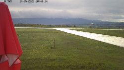 Pojezdová dráha, Runway