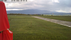 Pojezdová dráha, Runway