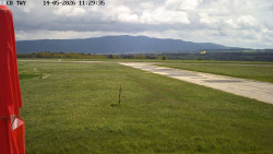 Pojezdová dráha, Runway