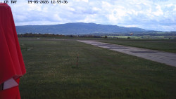 Pojezdová dráha, Runway