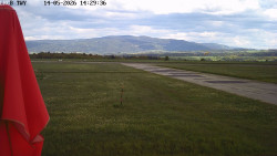 Pojezdová dráha, Runway