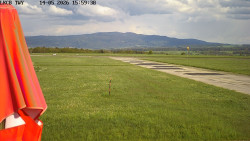 Pojezdová dráha, Runway