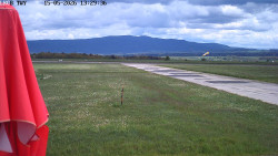 Pojezdová dráha, Runway