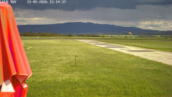 Pojezdová dráha, Runway