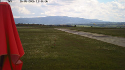 Pojezdová dráha, Runway