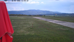 Pojezdová dráha, Runway