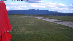 Pojezdová dráha, Runway