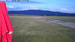 Pojezdová dráha, Runway