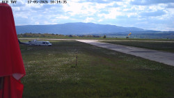 Pojezdová dráha, Runway