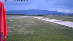 Pojezdová dráha, Runway