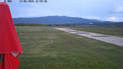 Pojezdová dráha, Runway