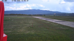 Pojezdová dráha, Runway