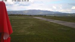 Pojezdová dráha, Runway