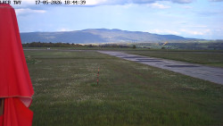 Pojezdová dráha, Runway