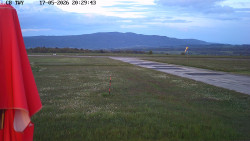 Pojezdová dráha, Runway