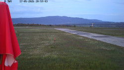 Pojezdová dráha, Runway