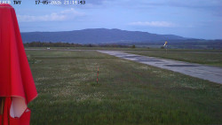 Pojezdová dráha, Runway