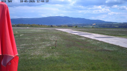 Pojezdová dráha, Runway