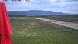 Pojezdová dráha, Runway