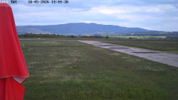 Pojezdová dráha, Runway
