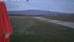 Pojezdová dráha, Runway