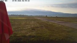Pojezdová dráha, Runway
