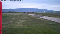 Pojezdová dráha, Runway