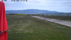 Pojezdová dráha, Runway