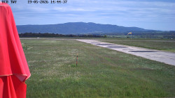 Pojezdová dráha, Runway