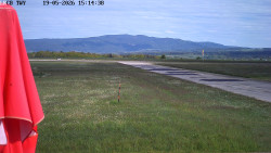 Pojezdová dráha, Runway