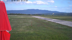 Pojezdová dráha, Runway