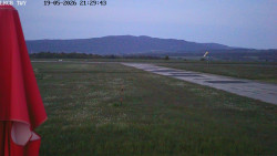 Pojezdová dráha, Runway