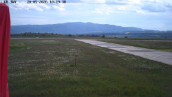 Pojezdová dráha, Runway