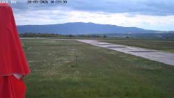 Pojezdová dráha, Runway