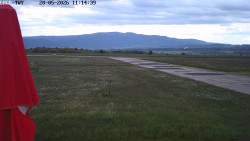 Pojezdová dráha, Runway