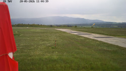 Pojezdová dráha, Runway