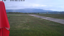 Pojezdová dráha, Runway