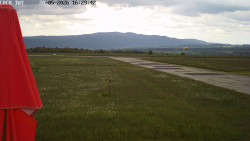 Pojezdová dráha, Runway