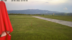 Pojezdová dráha, Runway