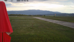 Pojezdová dráha, Runway