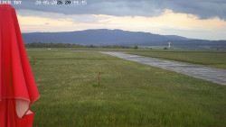 Pojezdová dráha, Runway