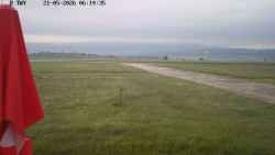 Pojezdová dráha, Runway
