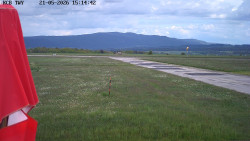 Pojezdová dráha, Runway